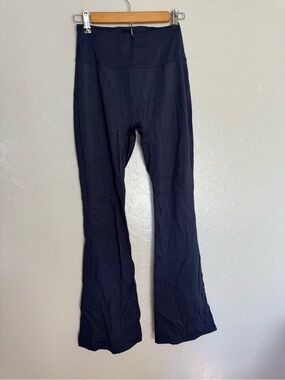 Women’s Navy Flare Yoga Pants